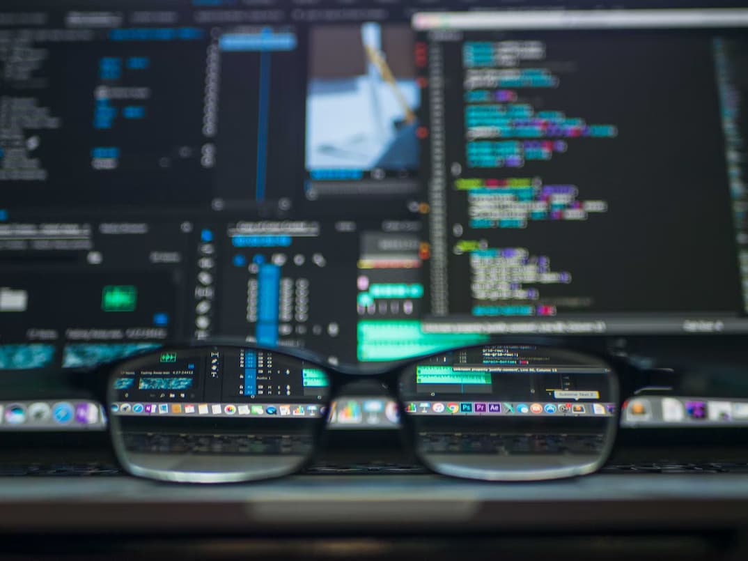 Generative AI for communicating graphical information to visually impaired or blind individuals